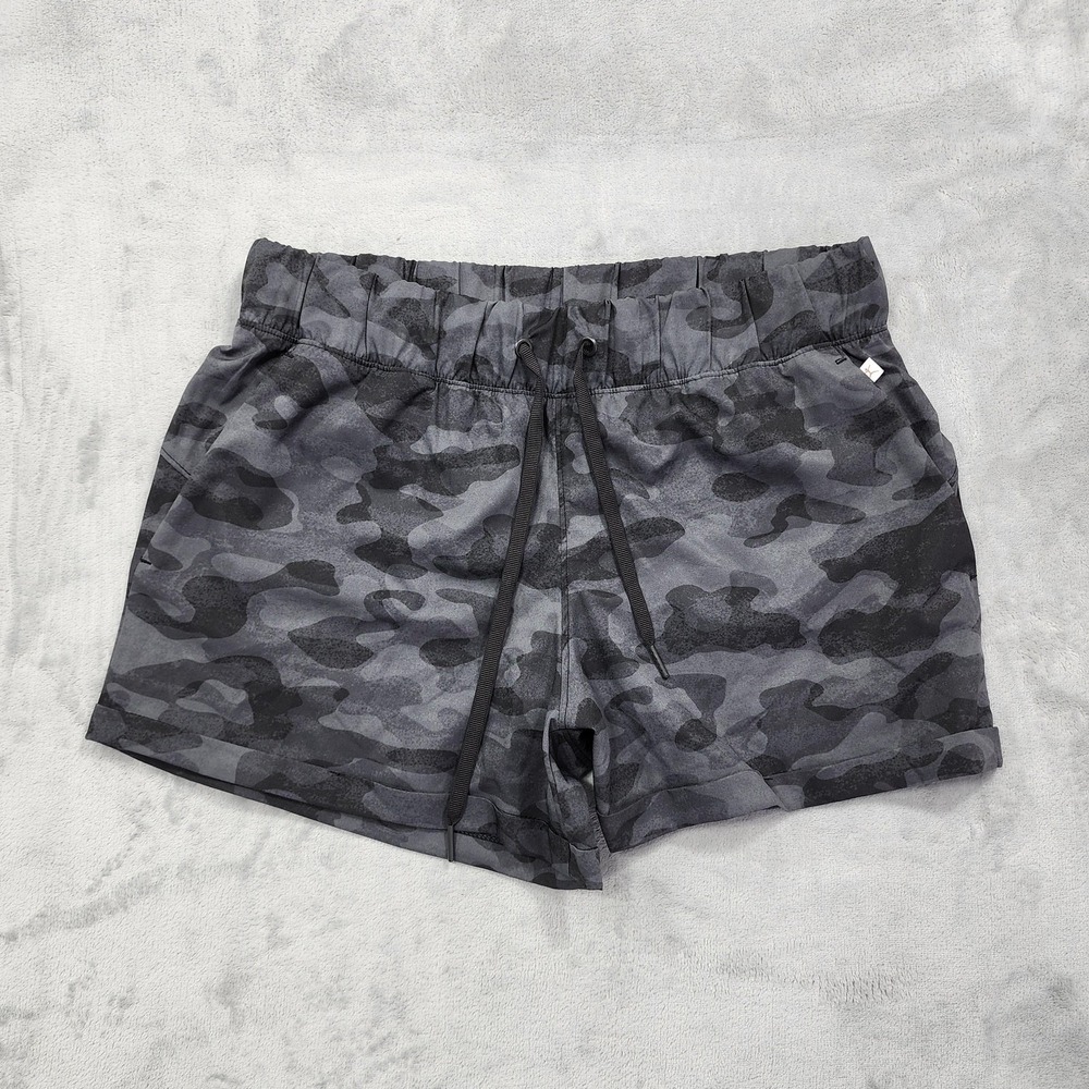 Danskin Shorts Womens M Gray Camo Drawstring Pockets Running Athletic Gym